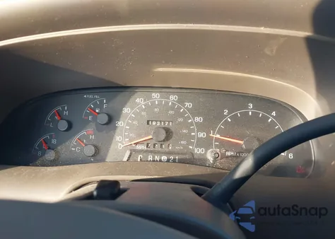 2000 Ford Excursion Limited z USA, uszkodzony, nr VIN 1FMNU42S0YEC52423